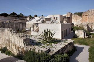hotel cave bianche