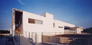 edificio industriale per imbottigliamento - 4